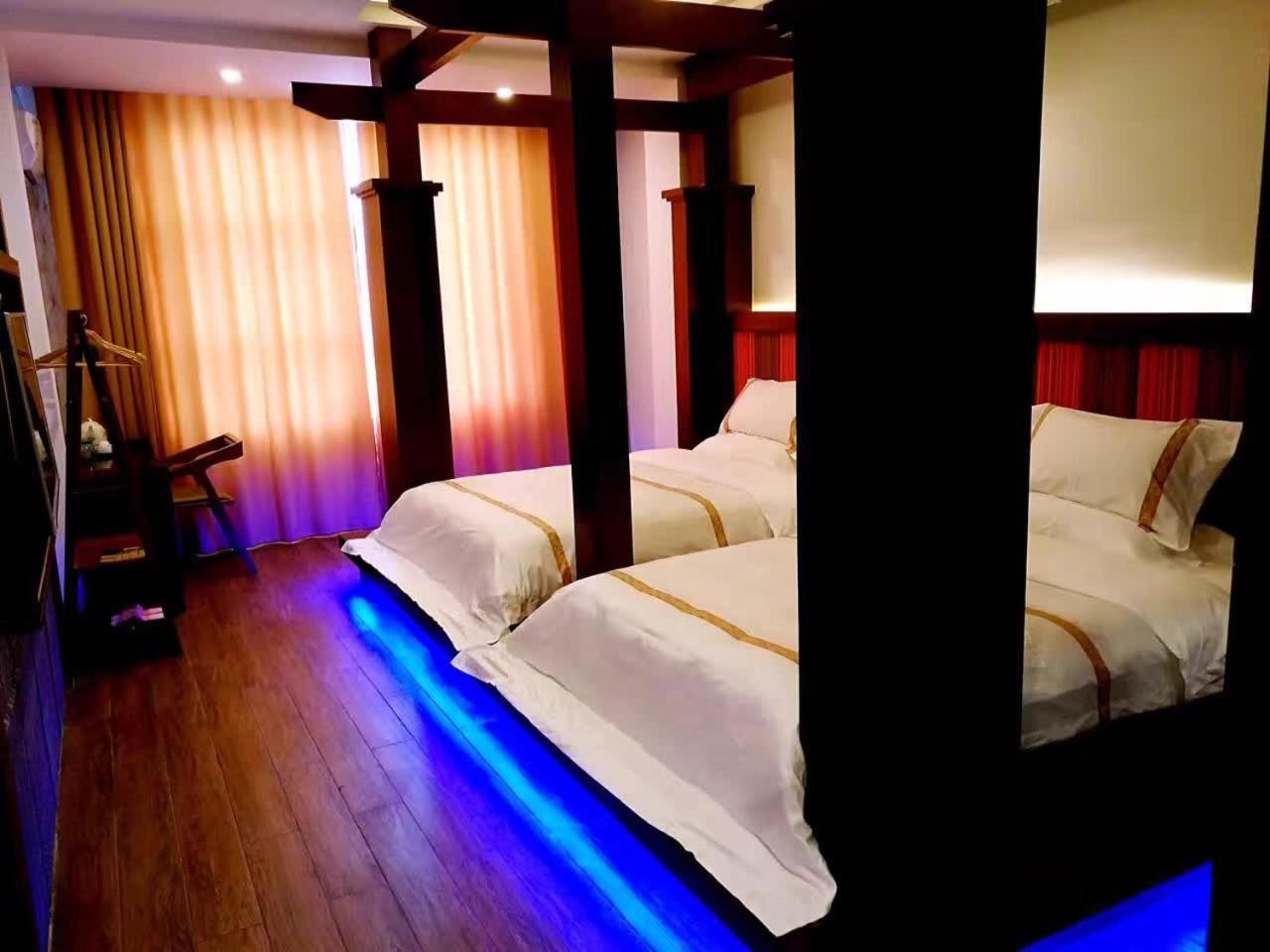 Family Hotel Чжанцзяцзе Екстер'єр фото